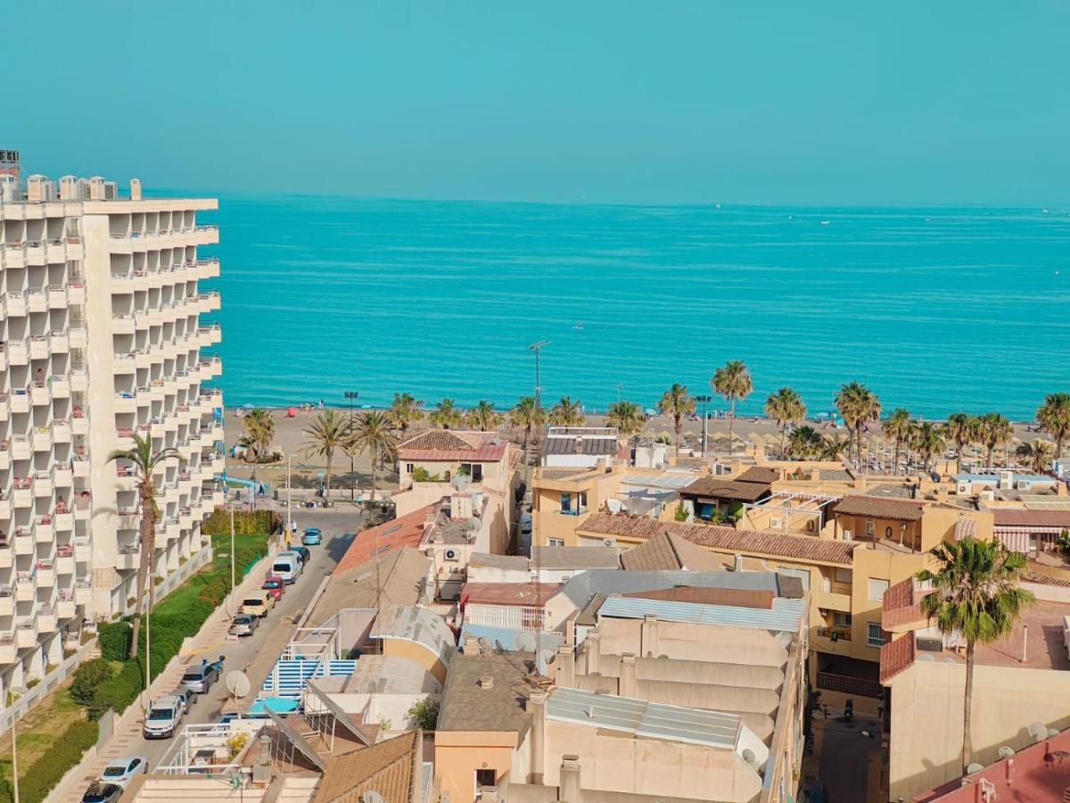 Panorama Apartment With Sea Views By Namaste Elite Τορρεμολίνος Εξωτερικό φωτογραφία